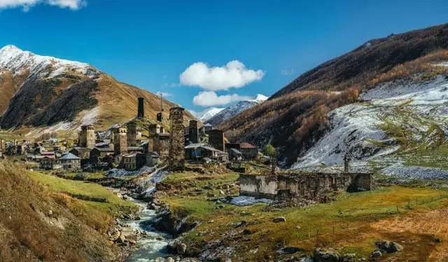 Western Georgia in 6 Days — Canyons, Svaneti & Batumi, Private